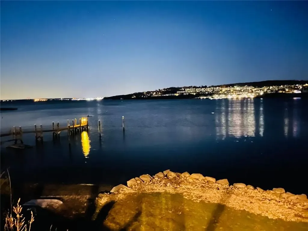 161 Narragansett Boulevard Portsmouth RI 02871