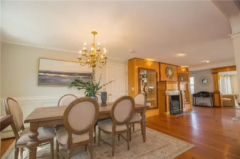 161 Narragansett Boulevard Portsmouth RI 02871