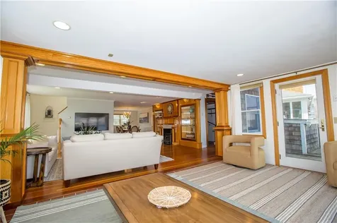 161 Narragansett Boulevard Portsmouth RI 02871