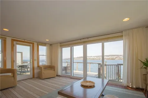 161 Narragansett Boulevard Portsmouth RI 02871