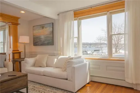 161 Narragansett Boulevard Portsmouth RI 02871