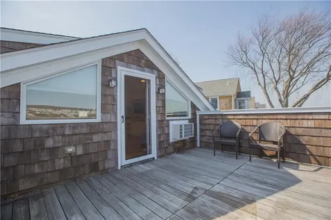 161 Narragansett Boulevard Portsmouth RI 02871