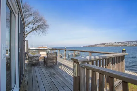 161 Narragansett Boulevard Portsmouth RI 02871