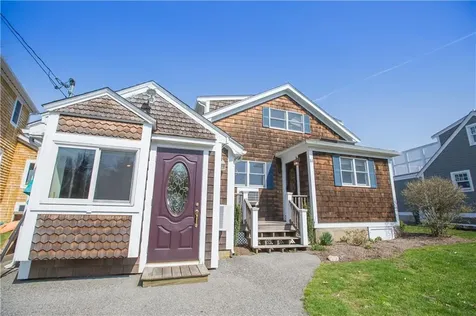 161 Narragansett Boulevard Portsmouth RI 02871