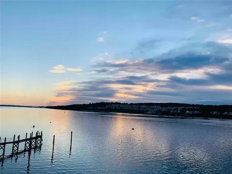 161 Narragansett Boulevard Portsmouth RI 02871