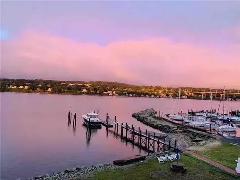 161 Narragansett Boulevard Portsmouth RI 02871