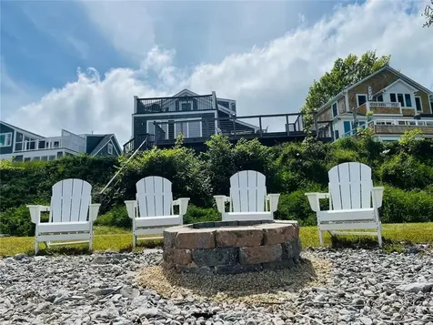 161 Narragansett Boulevard Portsmouth RI 02871