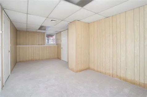 247 Asylum Road Warwick RI 02886