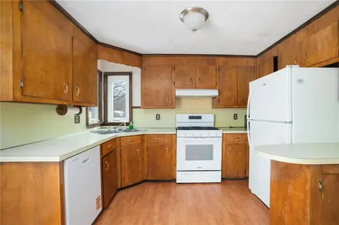 247 Asylum Road Warwick RI 02886