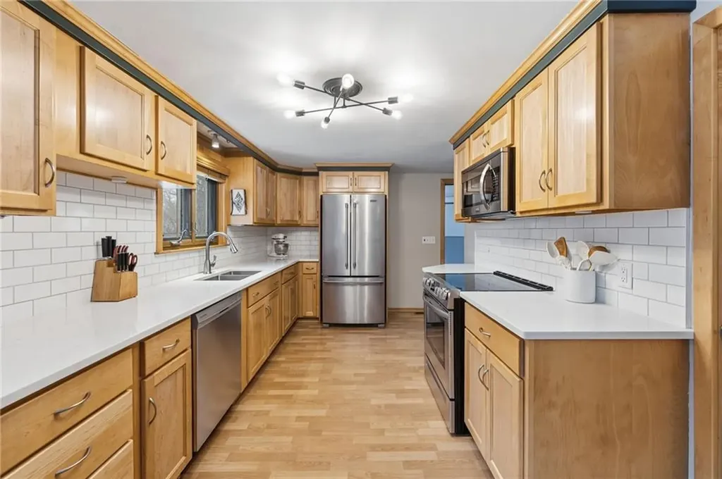 420 Auburn Street Cranston RI 02910