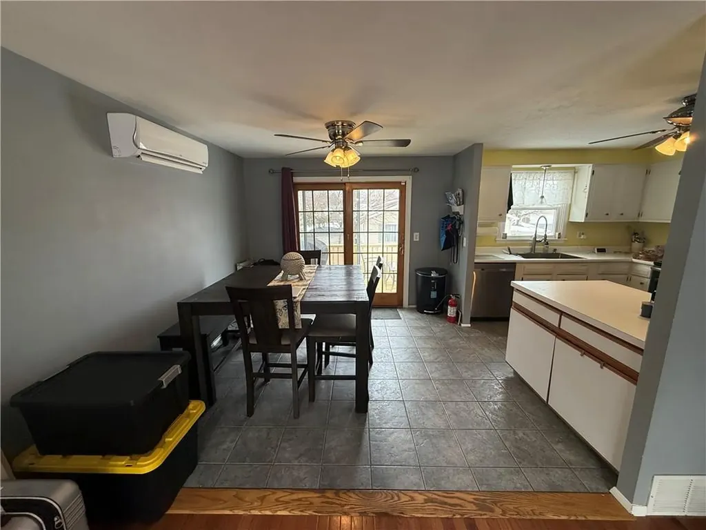 52 Cottonwood Drive Cranston RI 02921