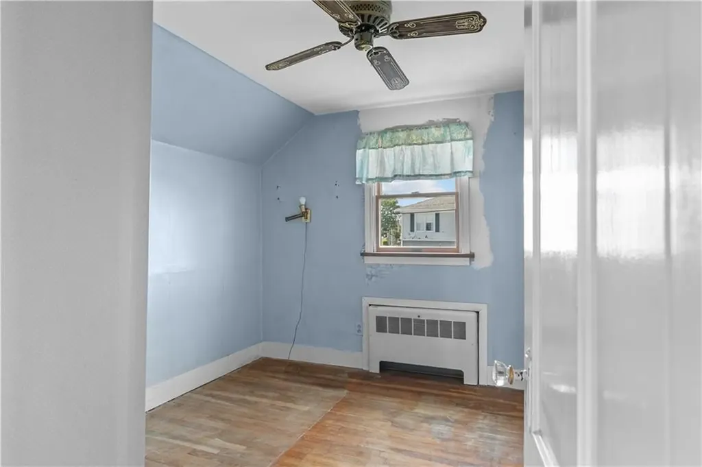 53 Green Street Portsmouth RI 02871