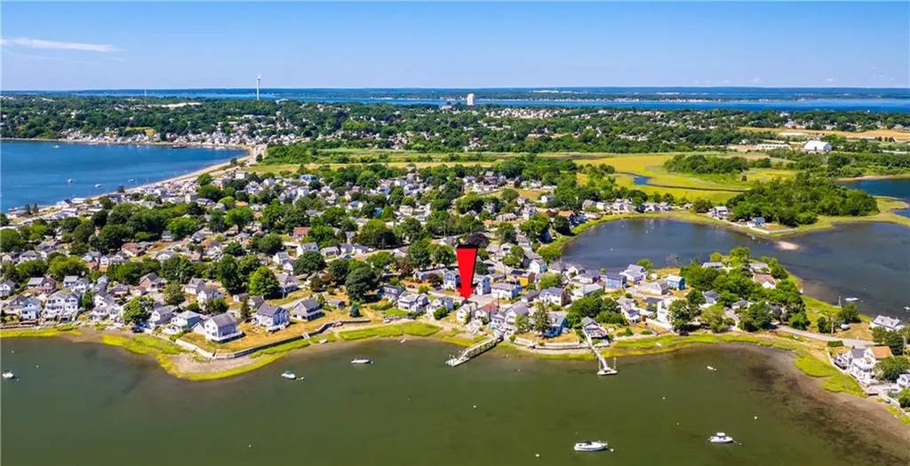 53 Green Street Portsmouth RI 02871
