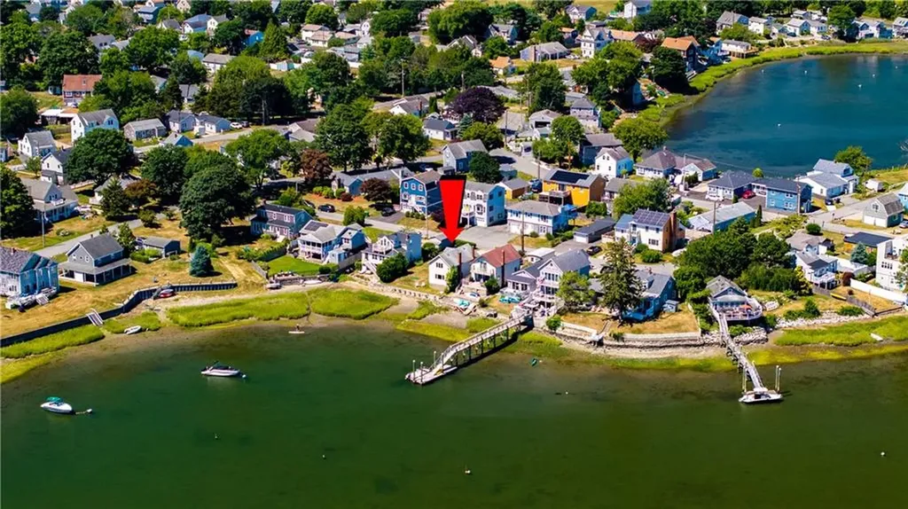 53 Green Street Portsmouth RI 02871