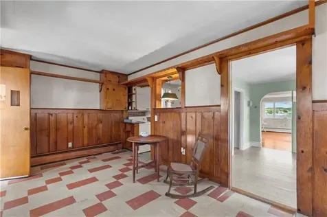 53 Green Street Portsmouth RI 02871