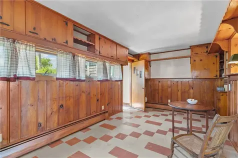 53 Green Street Portsmouth RI 02871