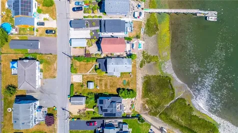 53 Green Street Portsmouth RI 02871