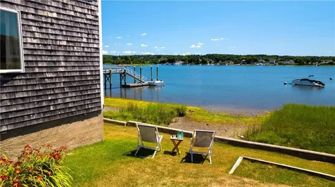 53 Green Street Portsmouth RI 02871