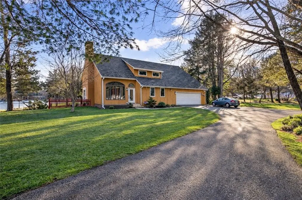 69 Talbut Road Scituate RI 02831