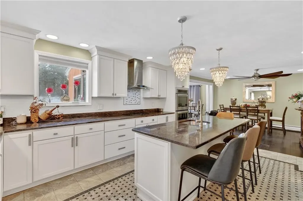 69 Talbut Road Scituate RI 02831