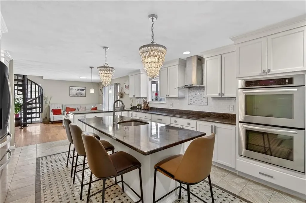 69 Talbut Road Scituate RI 02831