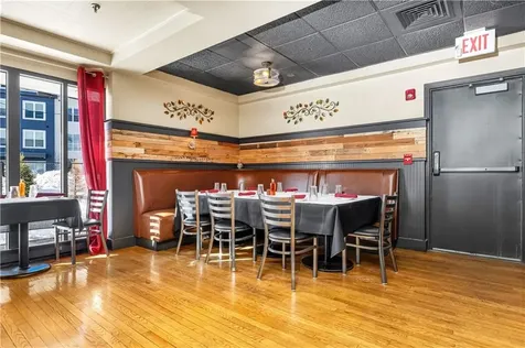 2099 Post Road Warwick RI 02886