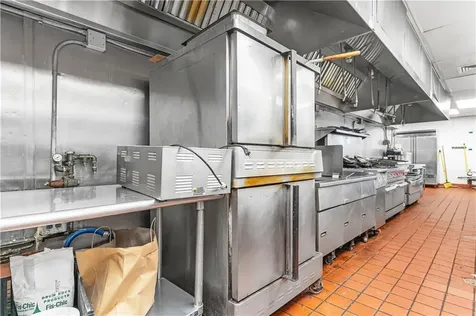 2099 Post Road Warwick RI 02886