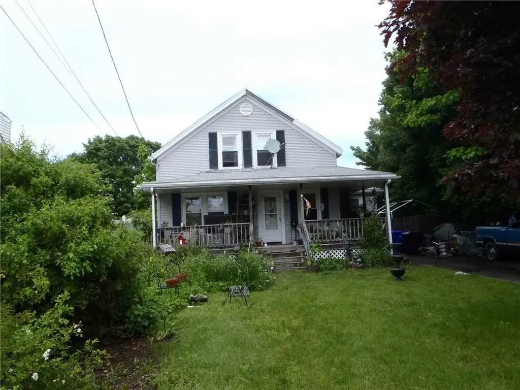 30 Eddington Street Pawtucket RI 02861