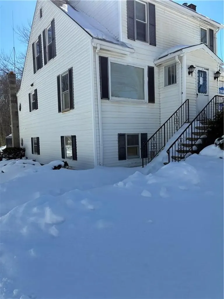 1014 Victory Highway North Smithfield RI 02896