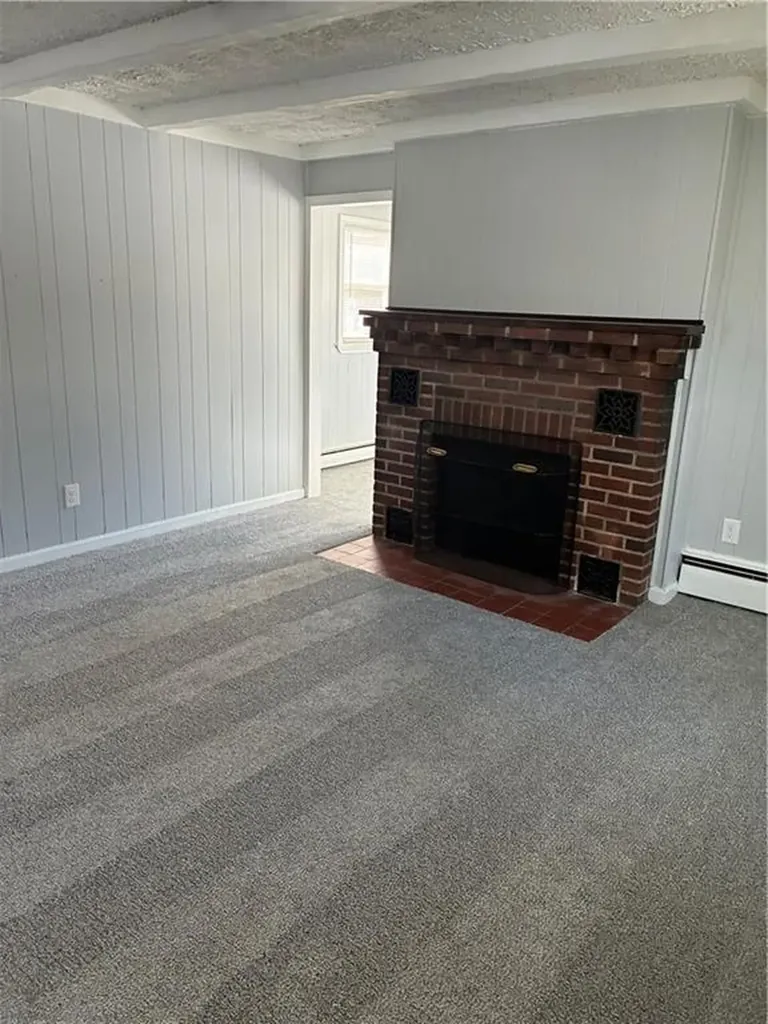 1014 Victory Highway North Smithfield RI 02896