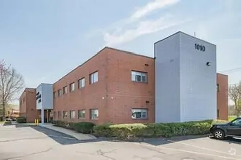 1010 Gar Highway (Route 6) Highway Swansea MA 02777