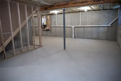 49 Recess Lane Warwick RI 02889