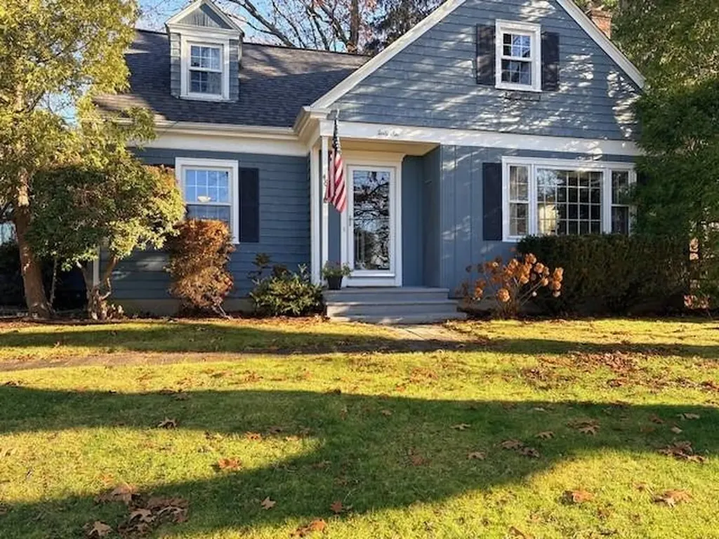 46 Bowden Avenue Barrington RI 02806