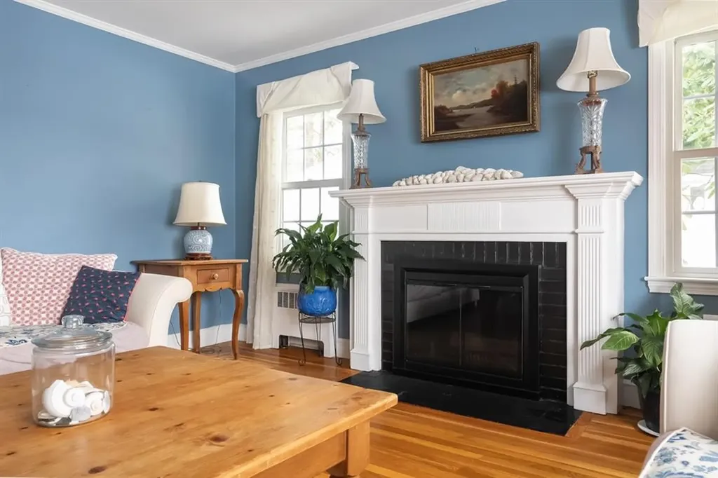 46 Bowden Avenue Barrington RI 02806