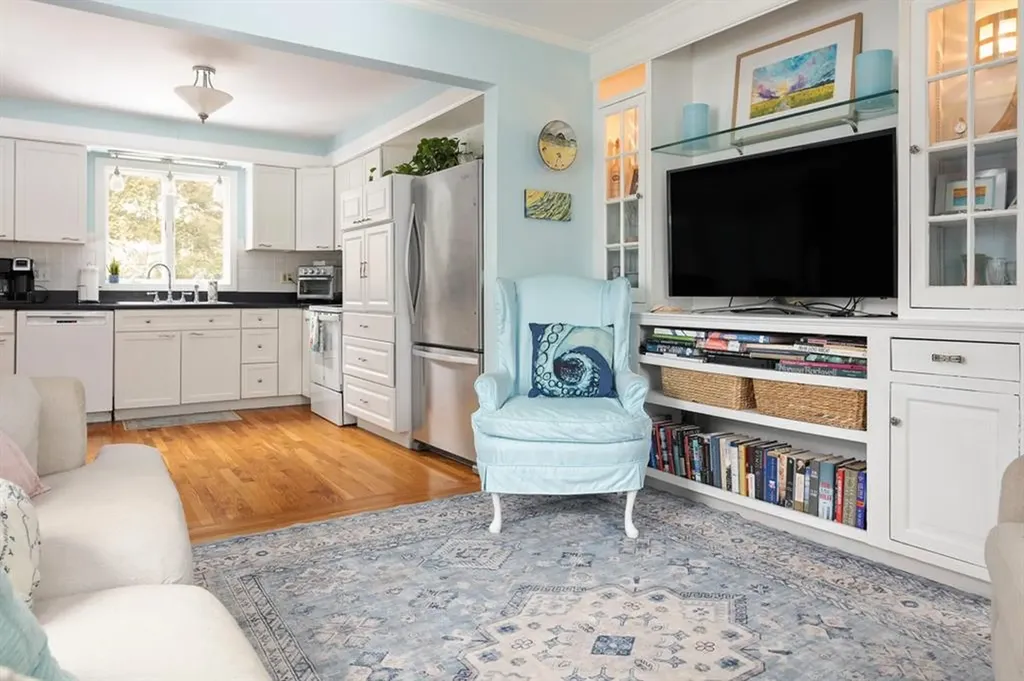 46 Bowden Avenue Barrington RI 02806