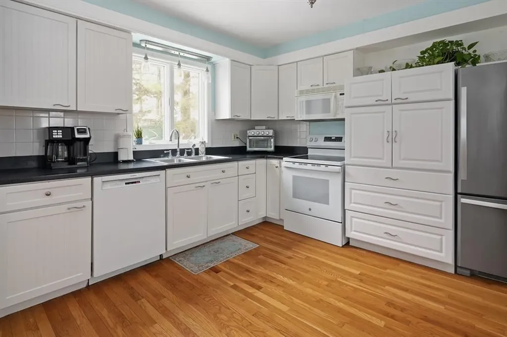 46 Bowden Avenue Barrington RI 02806
