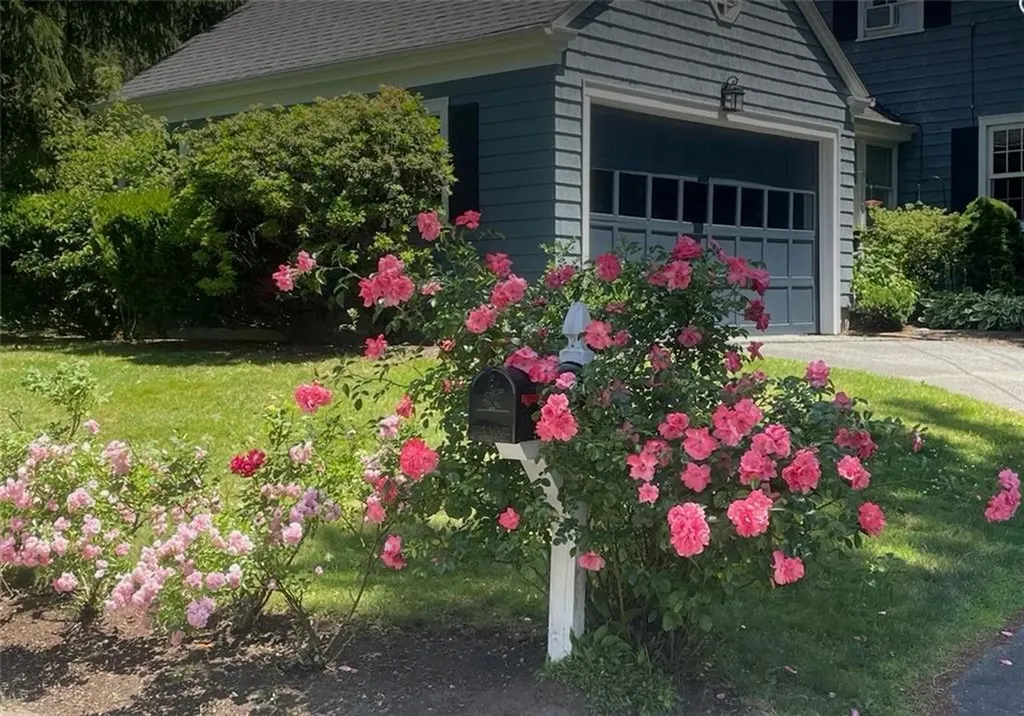 46 Bowden Avenue Barrington RI 02806