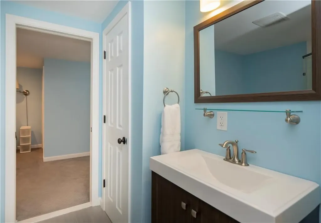 75 Prospect Lane Portsmouth RI 02871