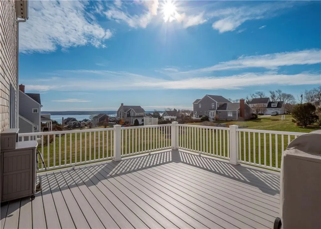 75 Prospect Lane Portsmouth RI 02871