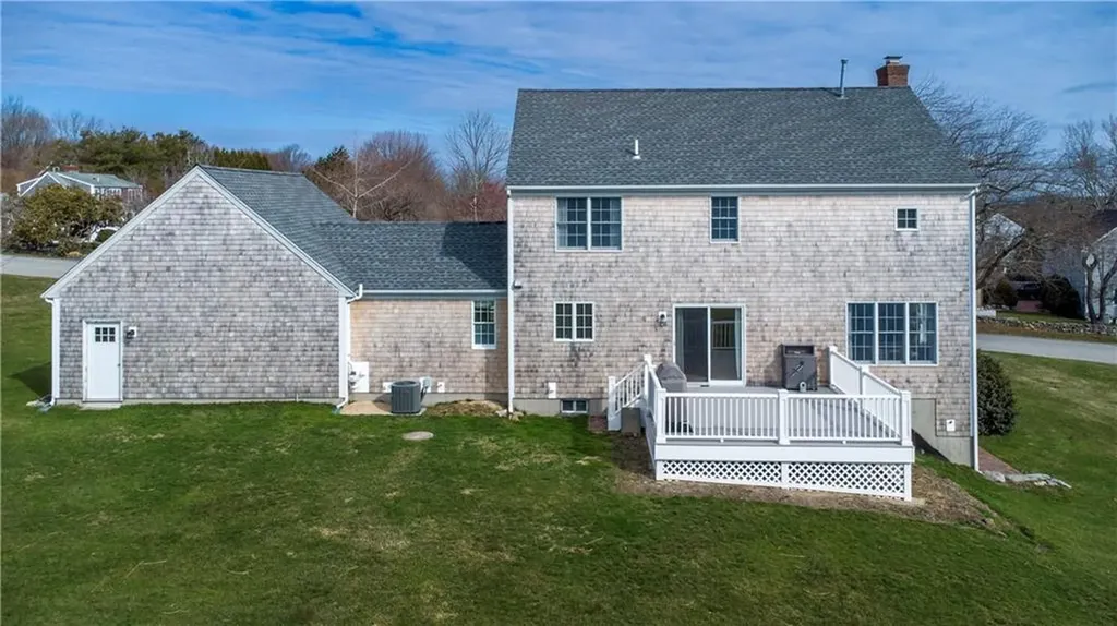 75 Prospect Lane Portsmouth RI 02871