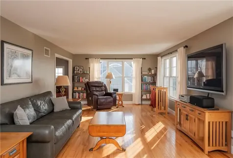 75 Prospect Lane Portsmouth RI 02871