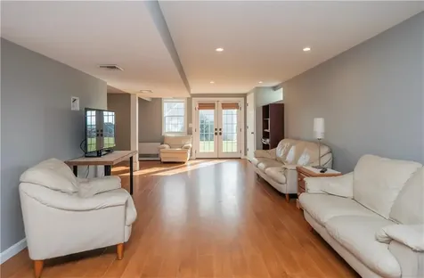 75 Prospect Lane Portsmouth RI 02871