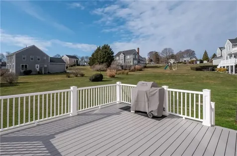 75 Prospect Lane Portsmouth RI 02871