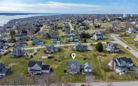 75 Prospect Lane Portsmouth RI 02871