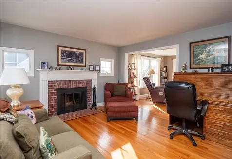 75 Prospect Lane Portsmouth RI 02871