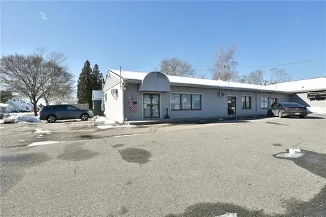 1709 Warwick Avenue Warwick RI 02889