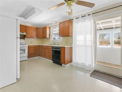 1082 Hancock Street Fall River MA 02721