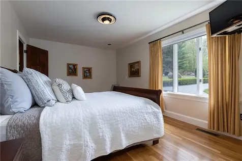 136 White Birch Circle Scituate RI 02831