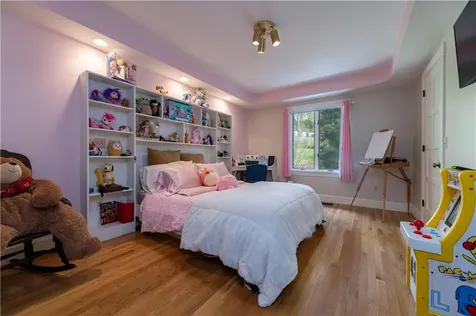 136 White Birch Circle Scituate RI 02831