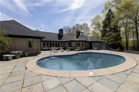 136 White Birch Circle Scituate RI 02831